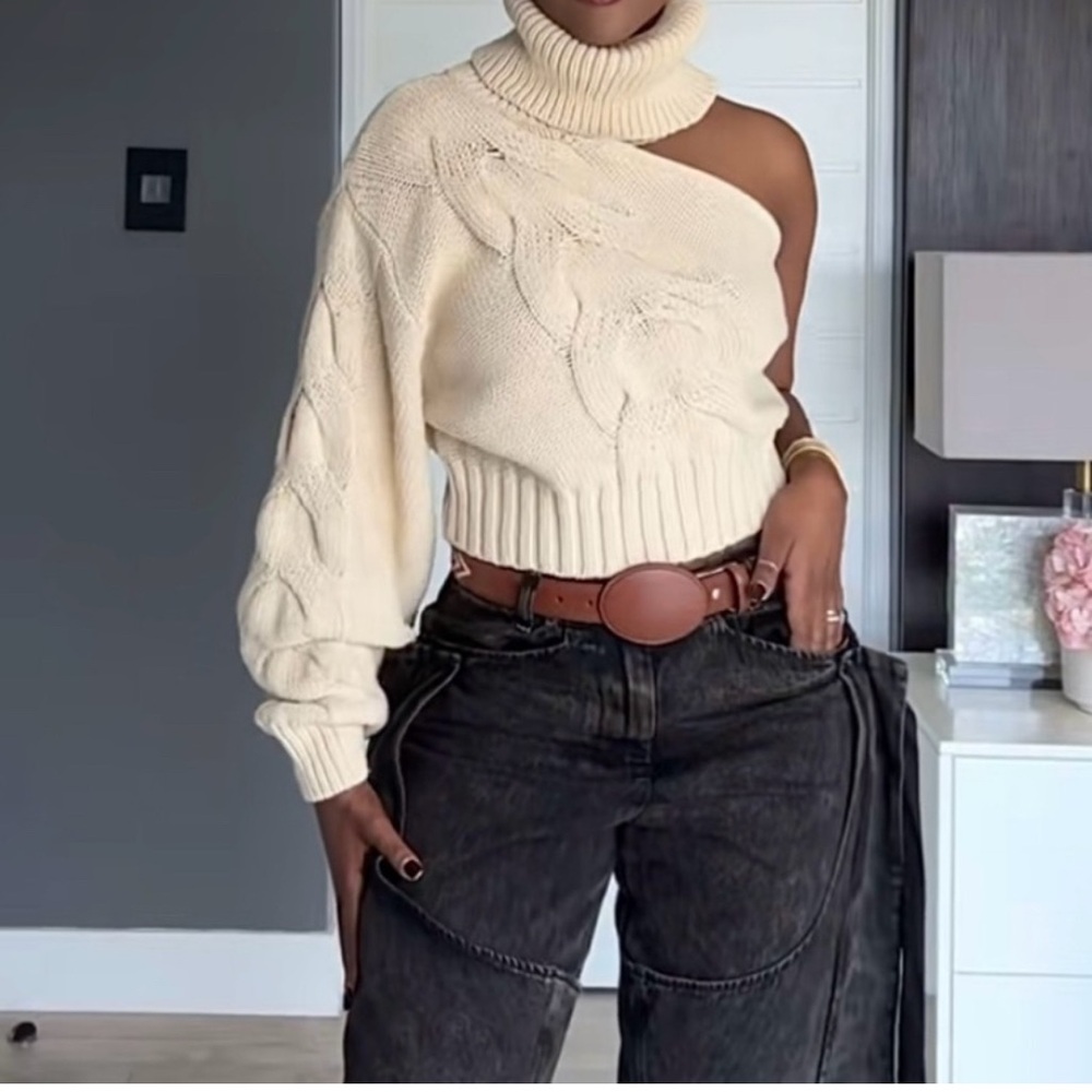 H&M Lorena Saravia Asymmetric Turtleneck Sweater For Women Light beige